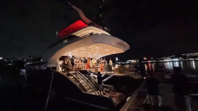 21e3ce62-a67b-4773-80dd-c7d06d6f7934