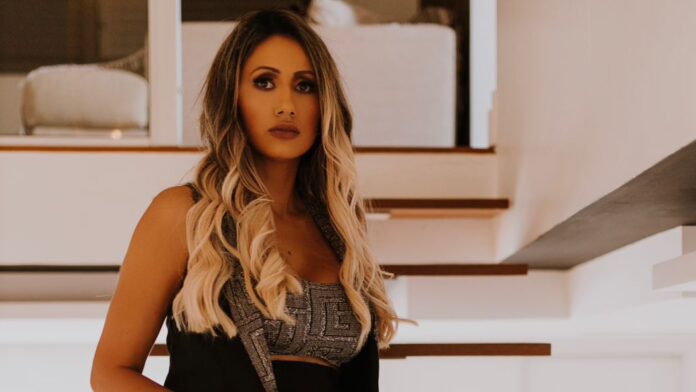 Facetune_06-02-2025-11-25-53