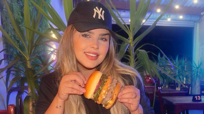 Facetune_28-05-2025-08-57-40